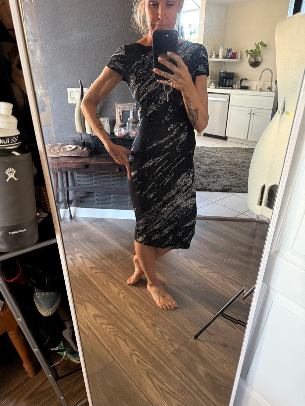 Black and Gray Short-Sleeve Midi Dress with Subtle Marbled Print